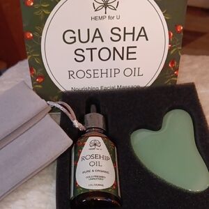 Gua Sha Stone with Rosehip Oil Set